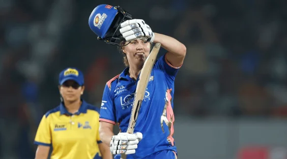 Didn't want to get out in the 90s: Sciver-Brunt